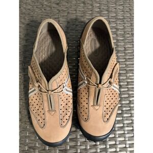 Clarks Collection Tan Suede Slip-On Comfort Walking Shoes~Womens 8.5 W~Casual